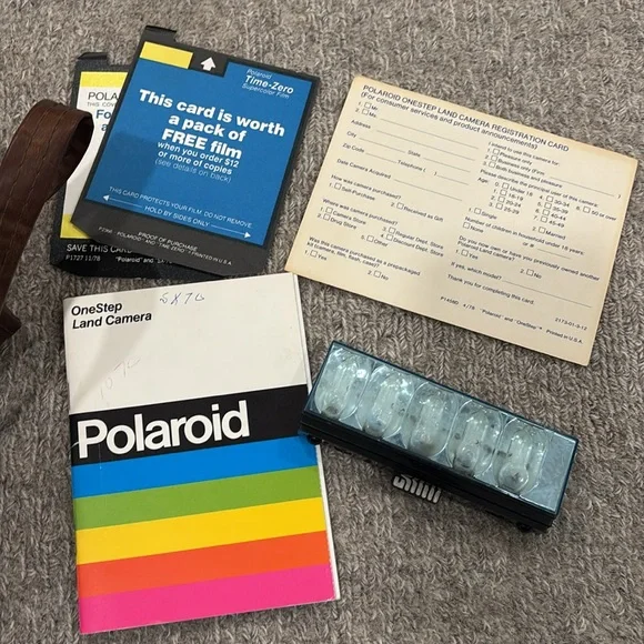 Vintage Polaroid OneStep Land Camera - Picture 5 of 6